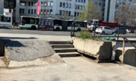 kardeljeva ploščad